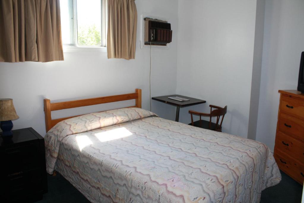 Kingsbridge Inn / Bon-Air Motel Wasaga Beach Cameră foto