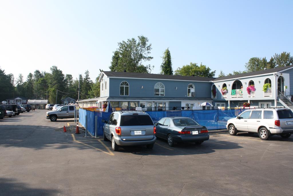 Kingsbridge Inn / Bon-Air Motel Wasaga Beach Exterior foto